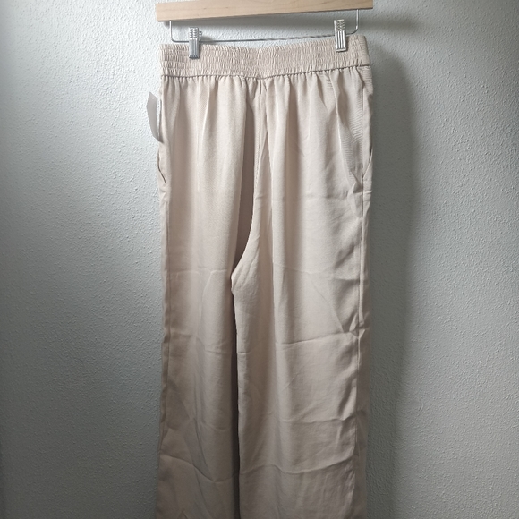H&M Cream Ankle Pants - Picture 4 of 4